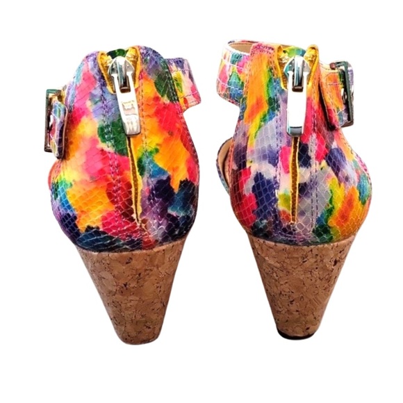 Alex Marie tie dye print wedge sandal with back zipper and adjustable buckle - Picture 3 of 12